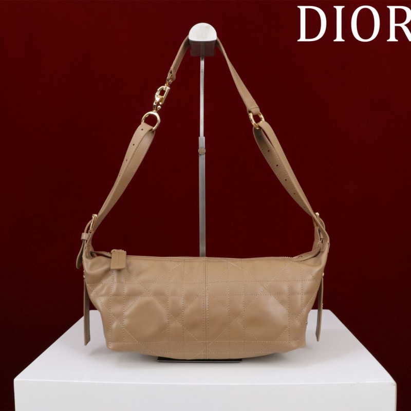 D*or top handle bags